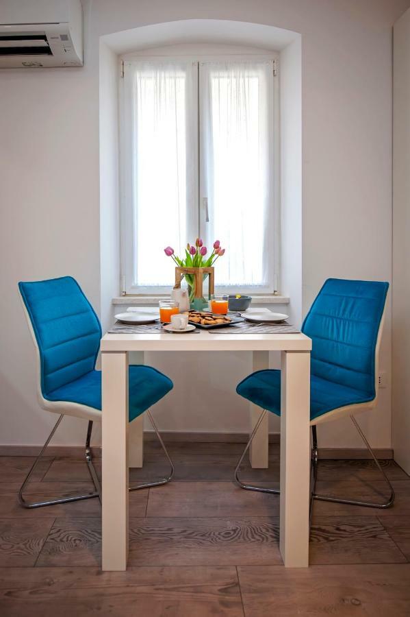 Studio Apartment Kris Ровин Екстериор снимка